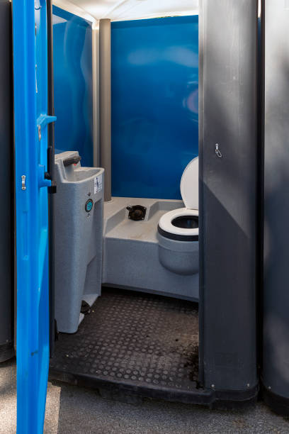 Best Affordable porta potty rental  in Council Grove, KS